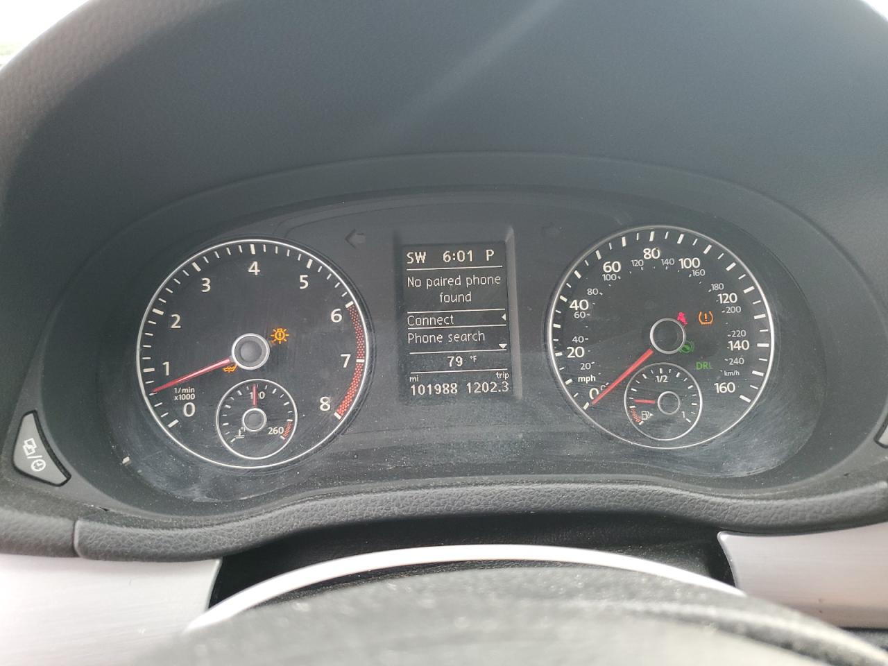 1VWBP7A36DC011222 2013 Volkswagen Passat Se