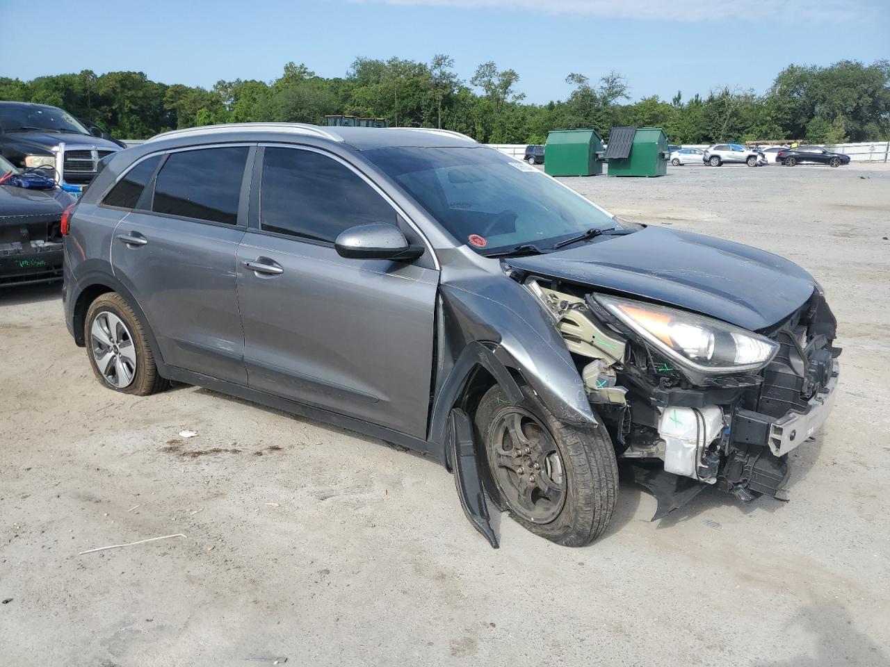 KNDCB3LC3H5095036 2017 Kia Niro Fe