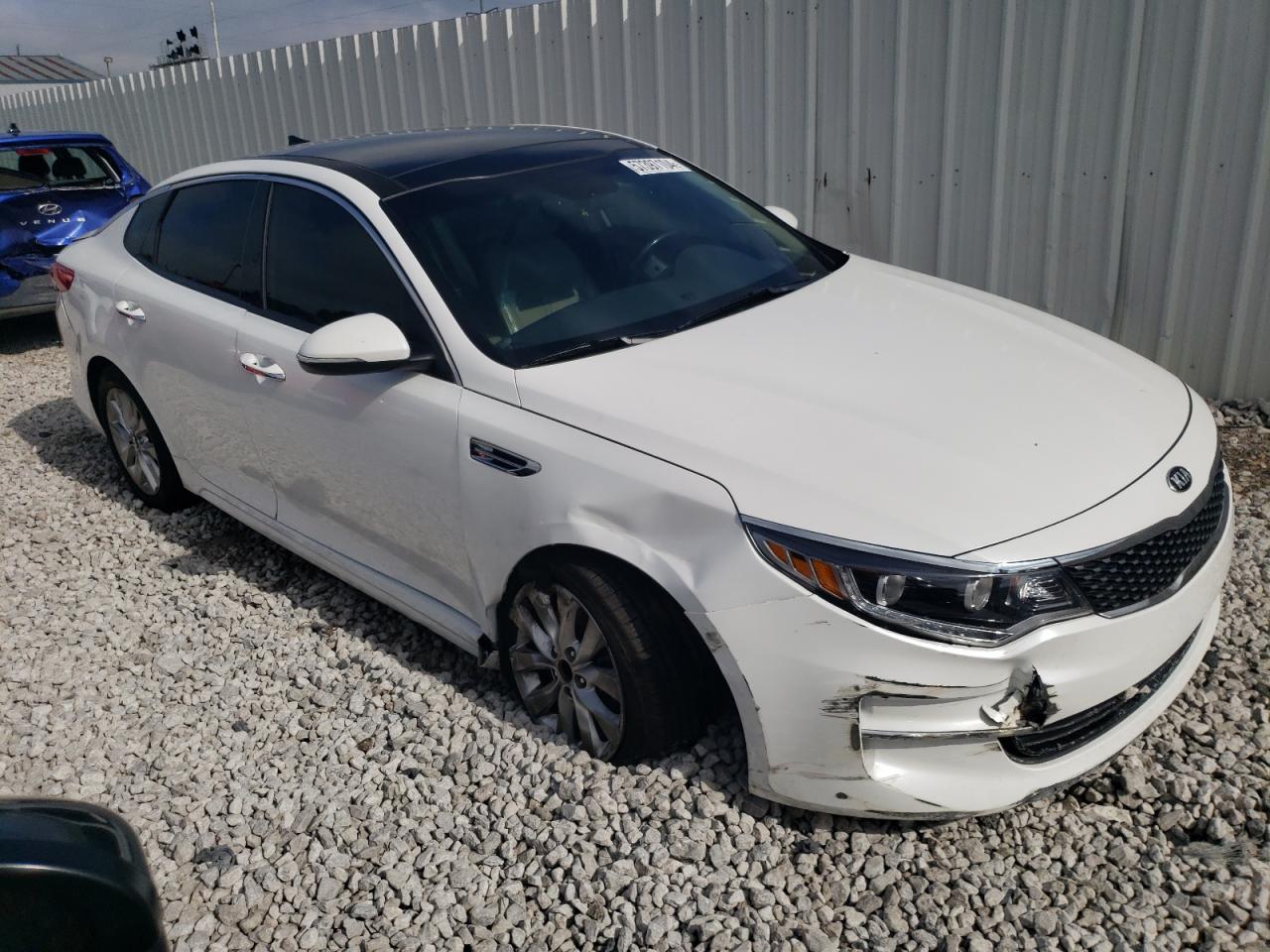 5XXGU4L33GG014094 2016 Kia Optima Ex