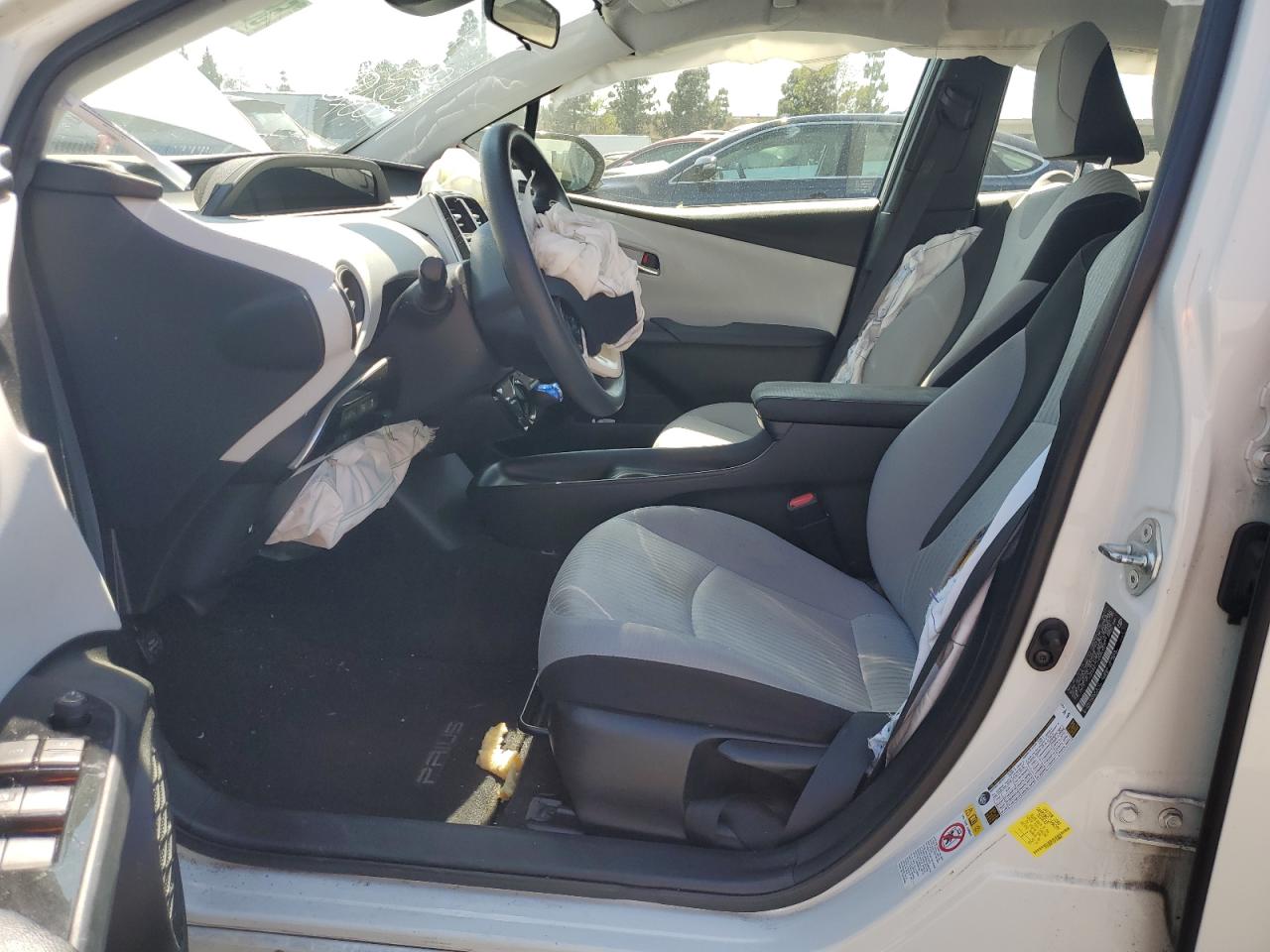 JTDKBRFU1H3560007 2017 Toyota Prius