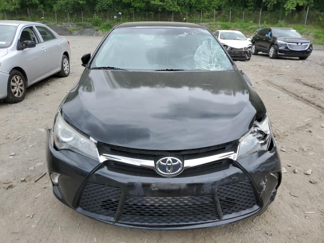 4T1BF1FK5GU132112 2016 Toyota Camry Le