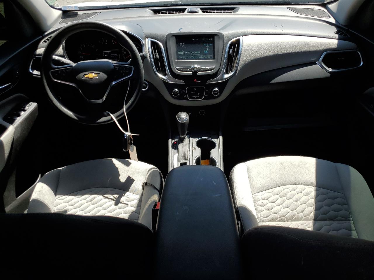 3GNAXREV7JL359303 2018 Chevrolet Equinox Ls