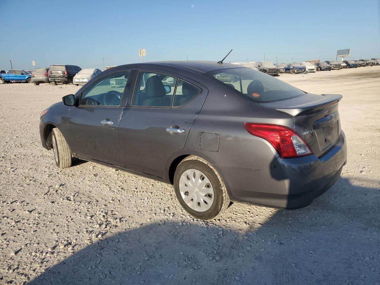 2019 Nissan Versa S vin: 3N1CN7AP9KL841701