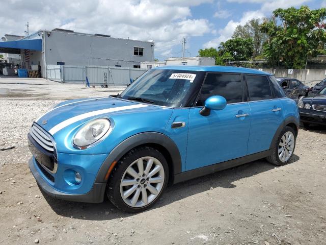 2015 Mini Cooper VIN: WMWXS5C5XFT829806 Lot: 57304924