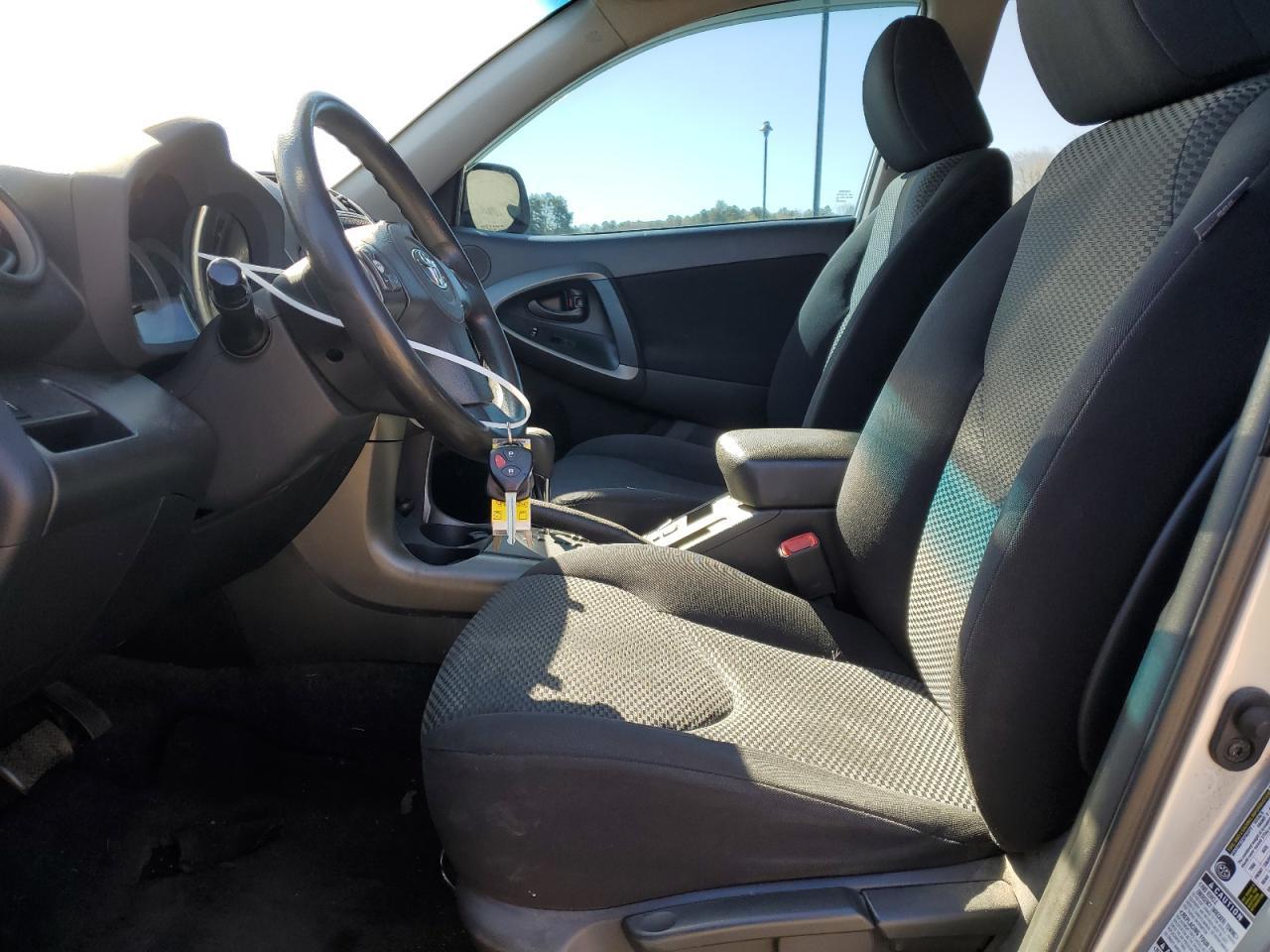 2T3RF4DV8AW029746 2010 Toyota Rav4 Sport