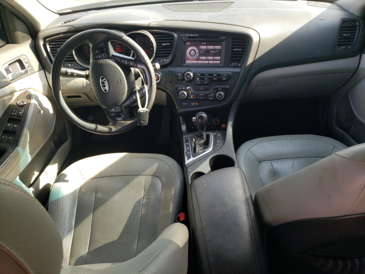 KNAGN4A76B5115532 2011 Kia Optima Ex