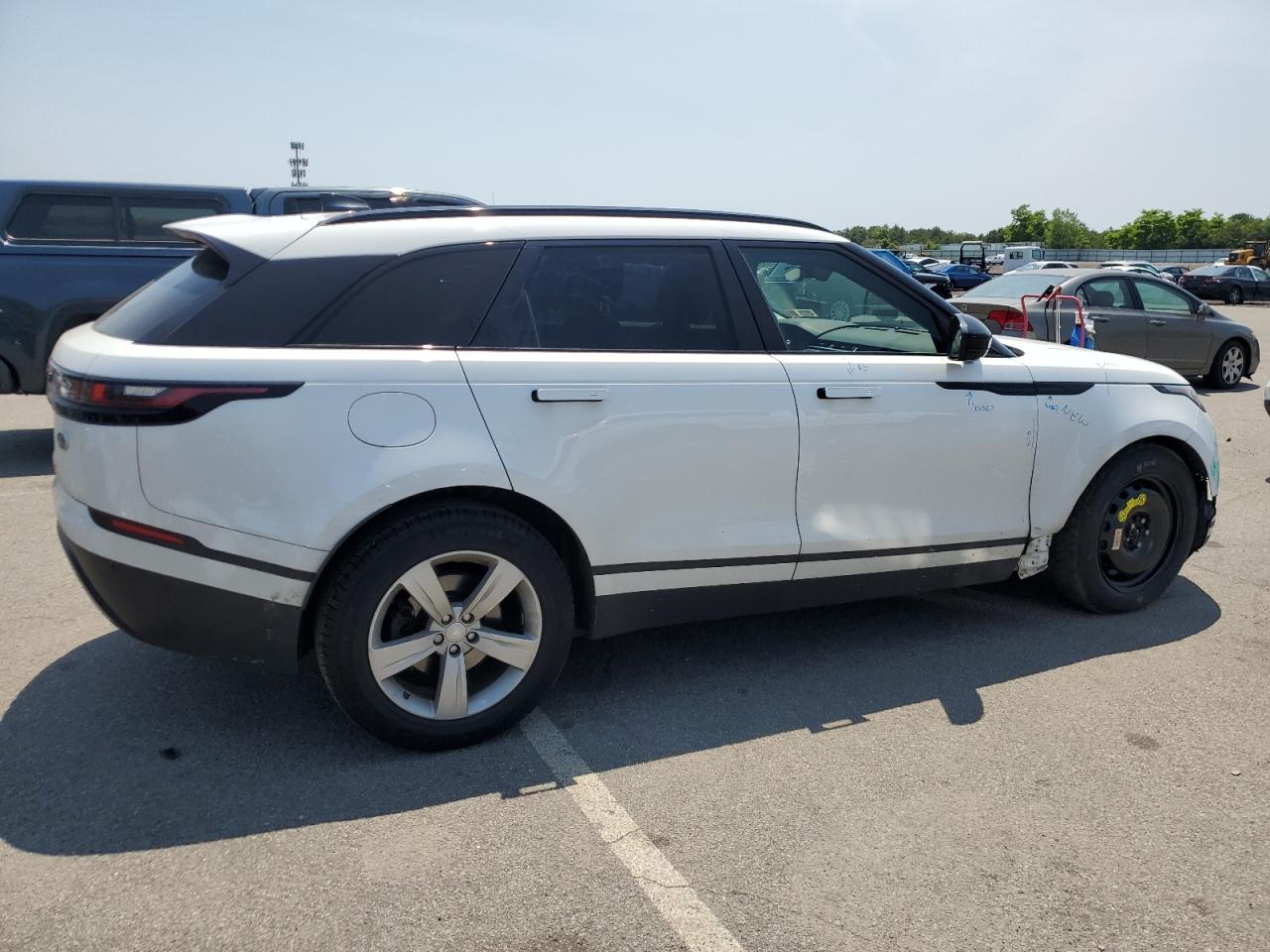 SALYB2EV0KA785672 2019 Land Rover Range Rover Velar S