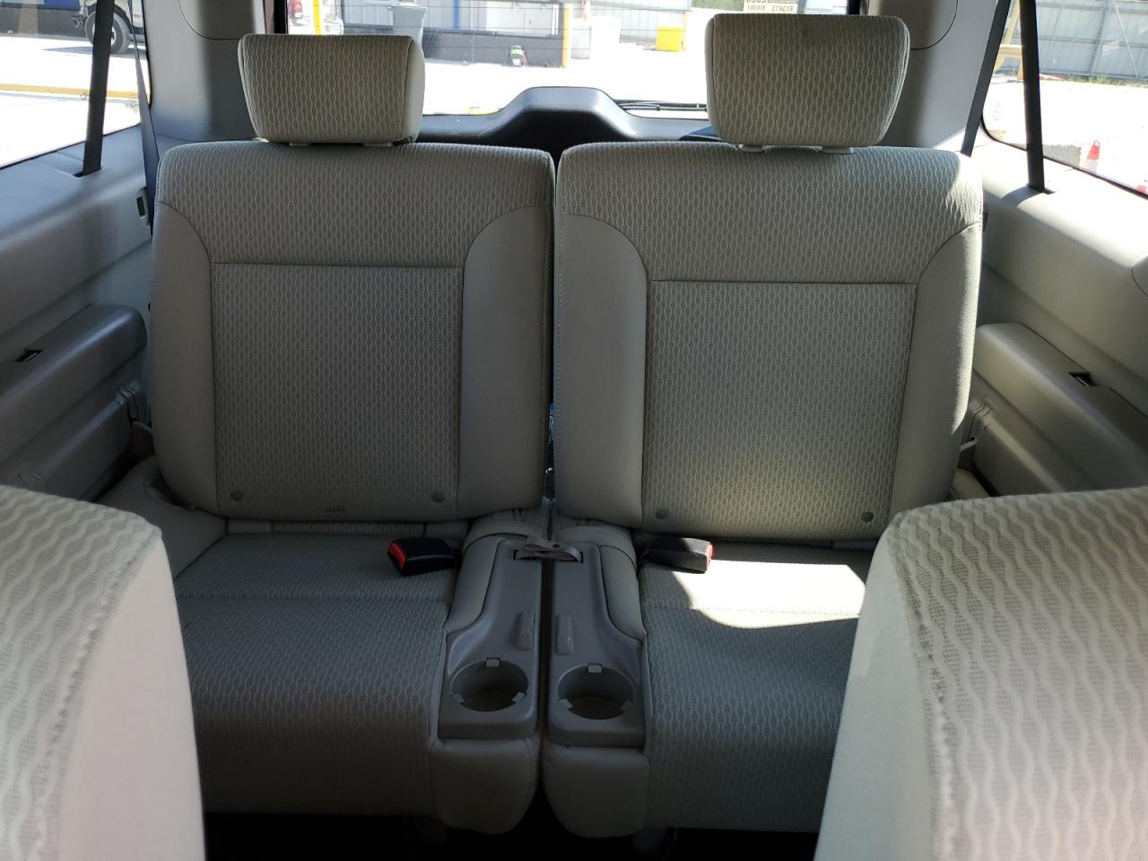 5J6YH2H74BL004122 2011 Honda Element Ex