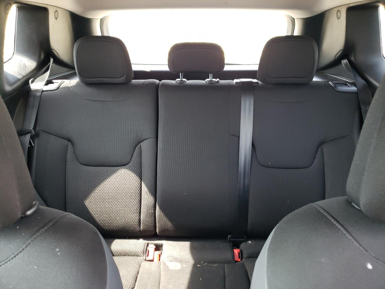 ZACNJBB18KPK38676 2019 Jeep Renegade Latitude