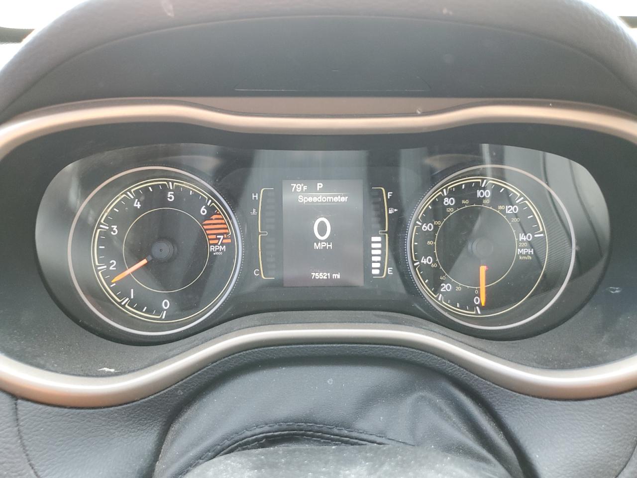 1C4PJMCB1HW645085 2017 Jeep Cherokee Latitude