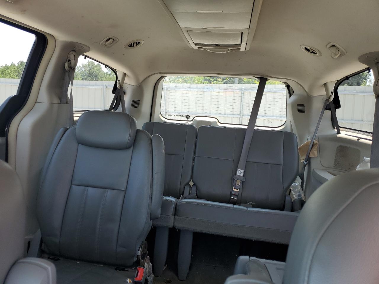 2A4RR5D1XAR105160 2010 Chrysler Town & Country Touring