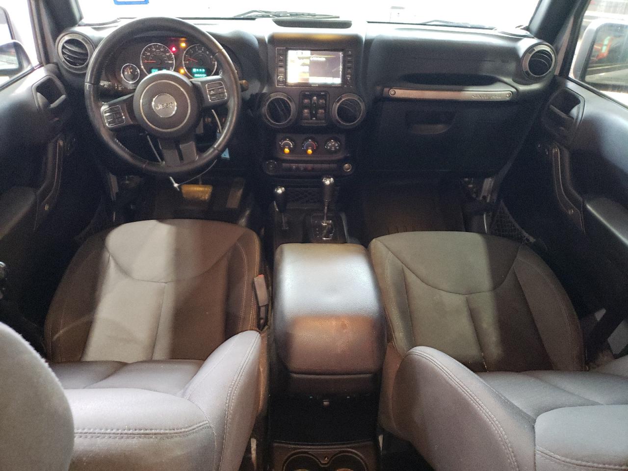 1C4BJWDG8FL717799 2015 Jeep Wrangler Unlimited Sport