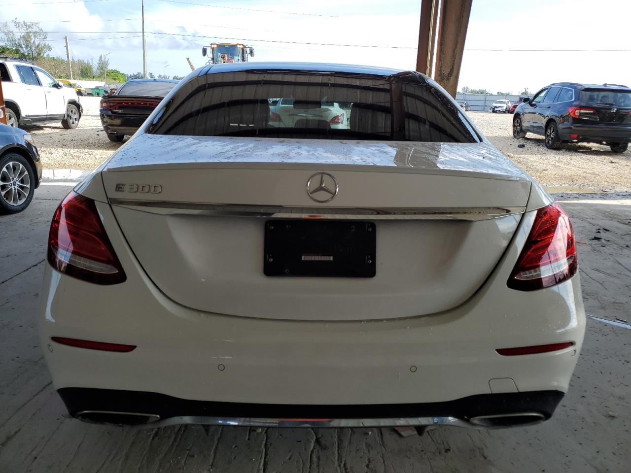 WDDZF4JB0KA561010 2019 Mercedes-Benz E 300
