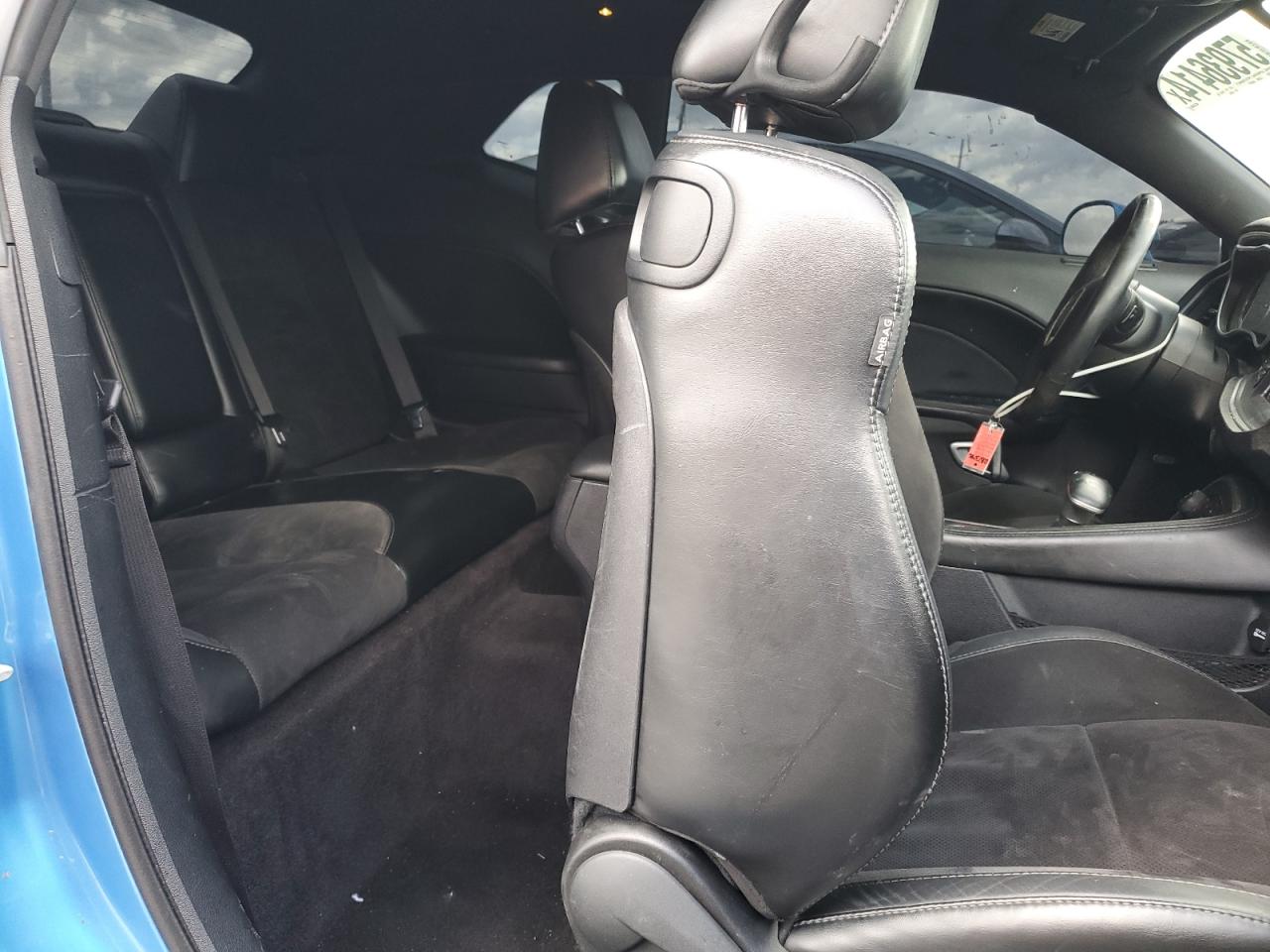 2C3CDZBT3GH232406 2016 Dodge Challenger R/T