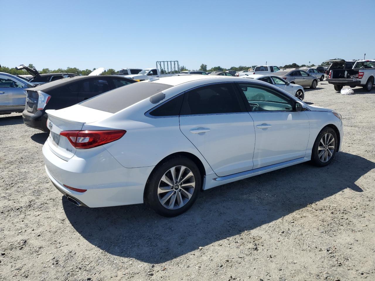 5NPE34AF2FH022388 2015 Hyundai Sonata Sport