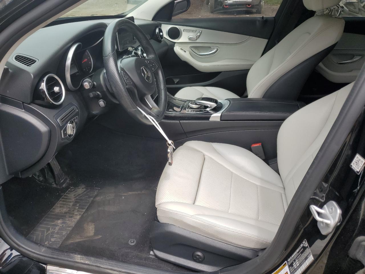55SWF4KB5GU134009 2016 Mercedes-Benz C 300 4Matic