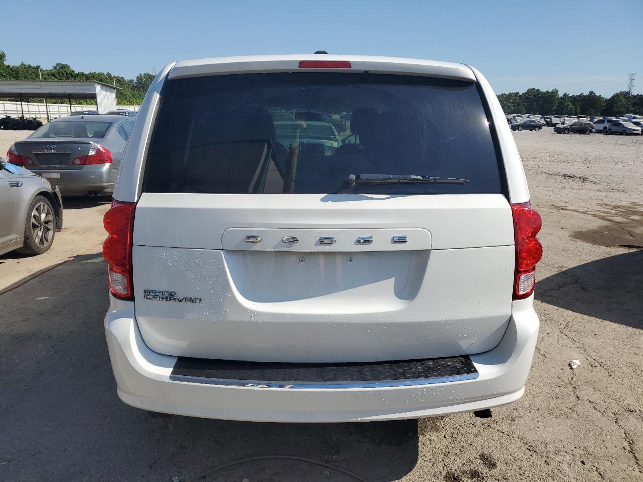 2C4RDGBG5FR569858 2015 Dodge Grand Caravan Se