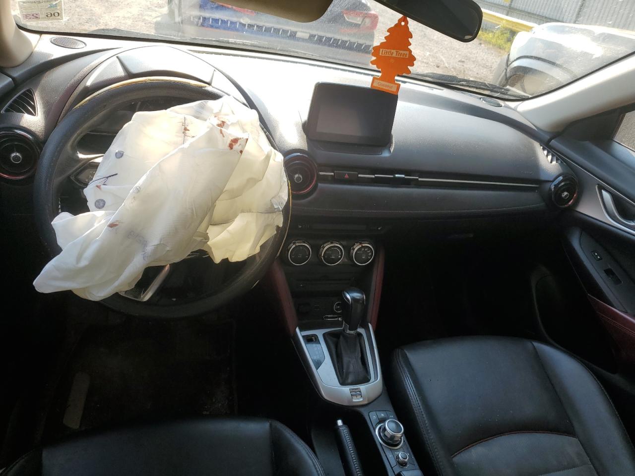 JM1DKDC72J0325164 2018 Mazda Cx-3 Touring