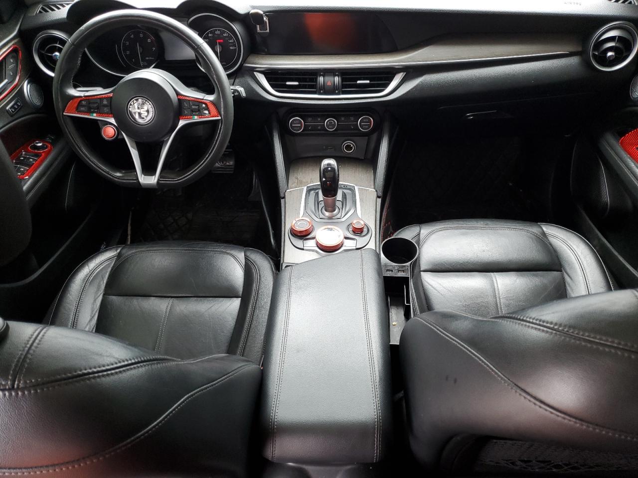 ZASFAKBN7J7B94750 2018 Alfa Romeo Stelvio Ti