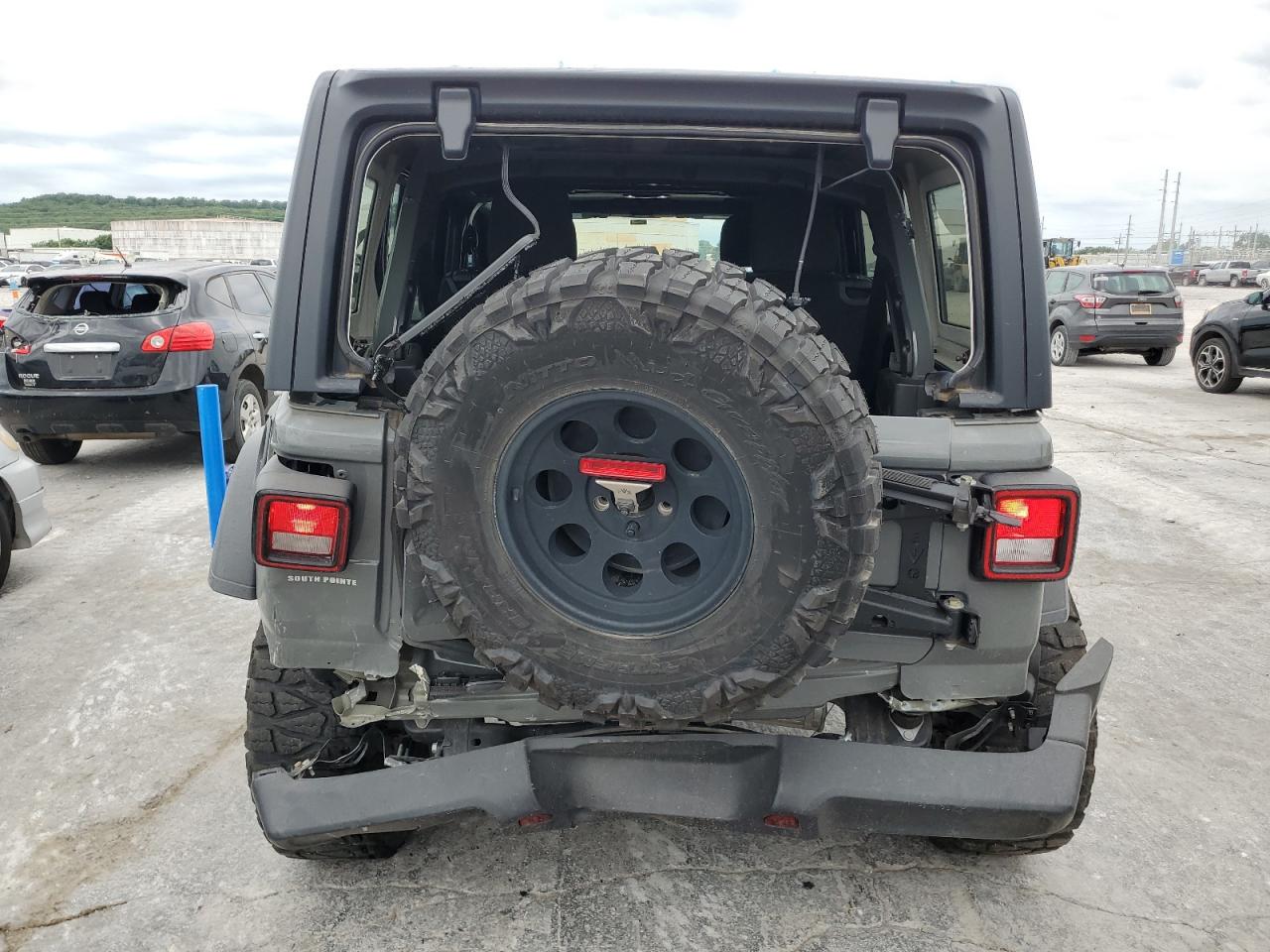 1C4HJXDGXKW579286 2019 Jeep Wrangler Unlimited Sport