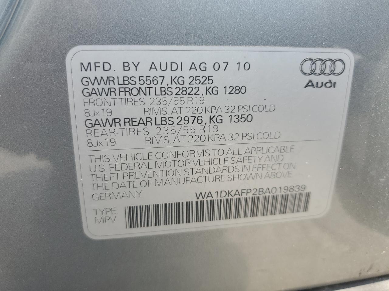 WA1DKAFP2BA019839 2011 Audi Q5 Premium Plus
