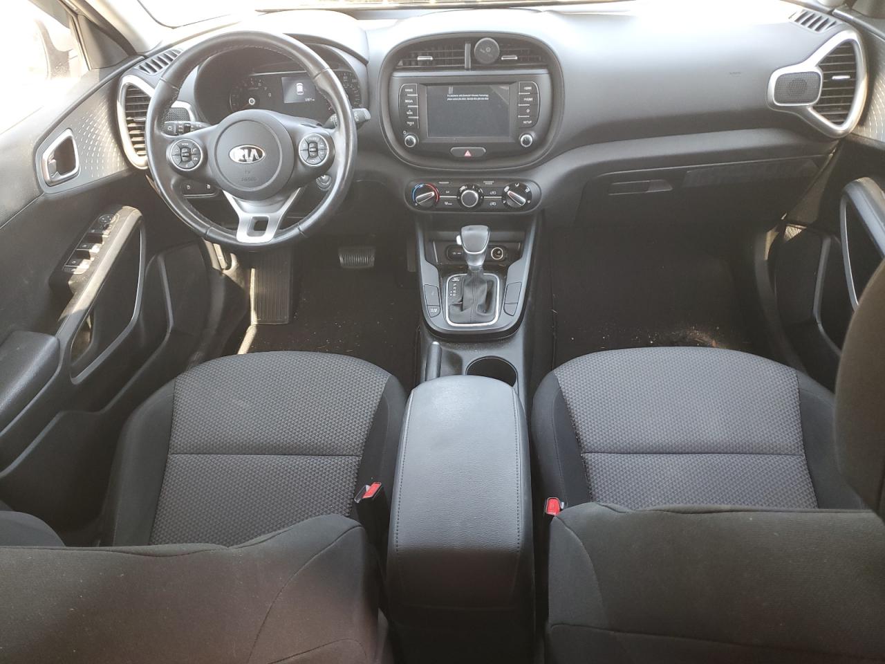 KNDJ23AU9L7716313 2020 Kia Soul Lx