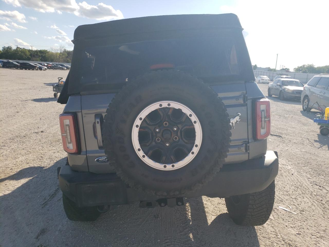 1FMDE5DHXPLA85577 2023 Ford Bronco Base