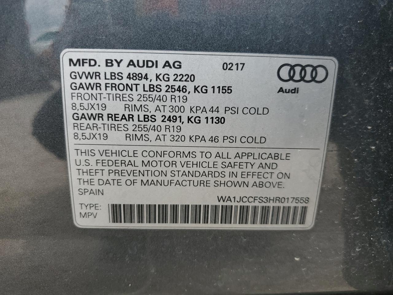 WA1JCCFS3HR017558 2017 Audi Q3 Premium Plus