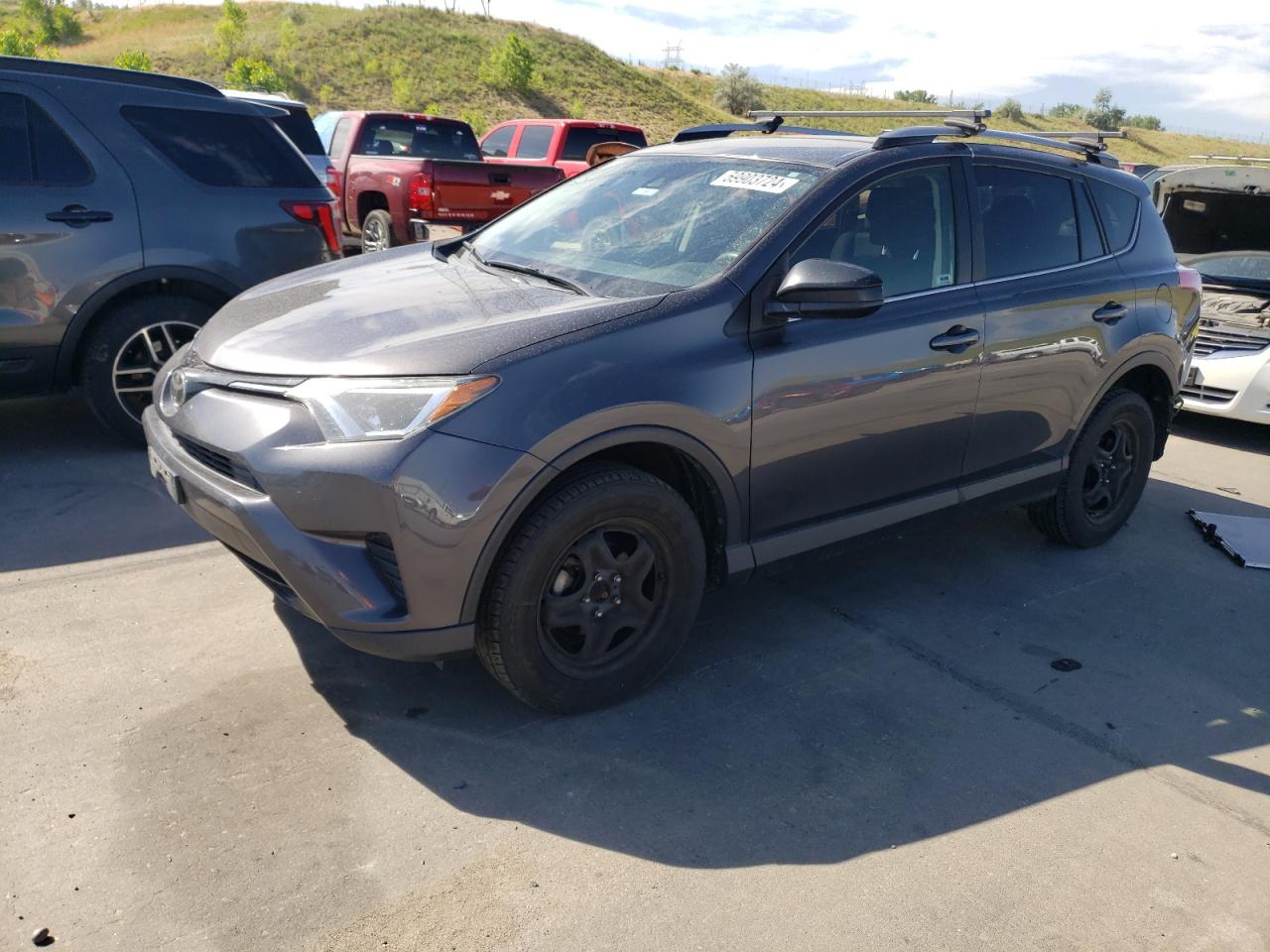 JTMBFREV2HJ164937 2017 Toyota Rav4 Le