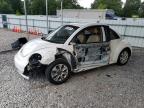 VOLKSWAGEN NEW BEETLE photo