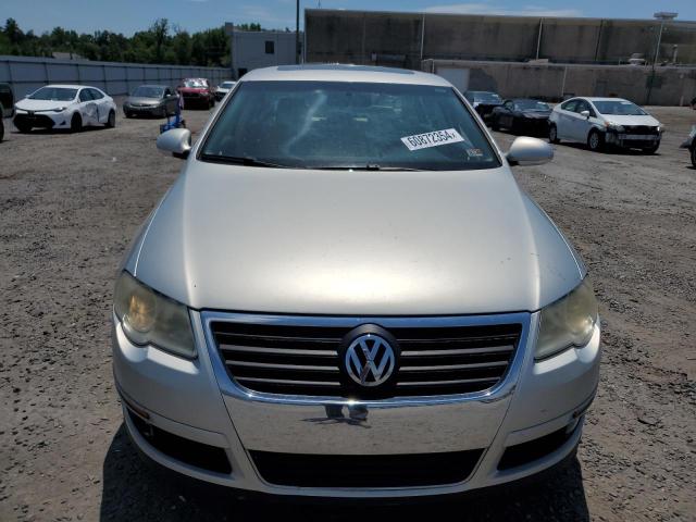 WVWJM7AN6AE145138 2010 Volkswagen Passat Komfort