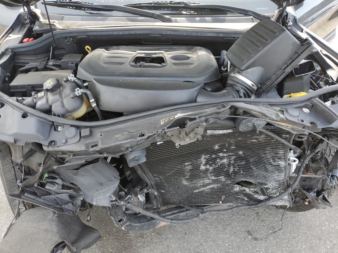 1C4RJFAG8JC469131 2018 Jeep Grand Cherokee Laredo