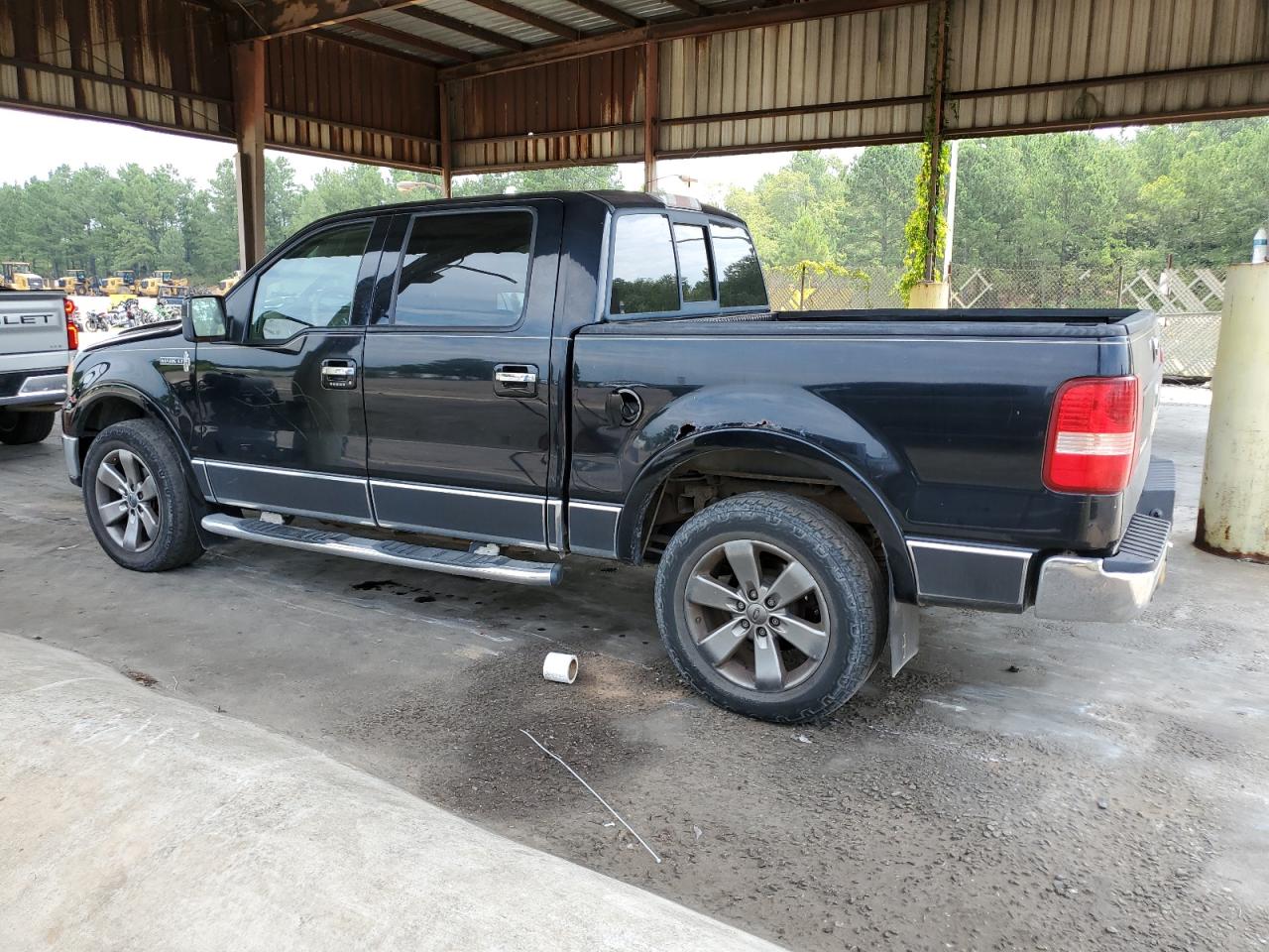 5LTPW18556FJ20172 2006 Lincoln Mark Lt