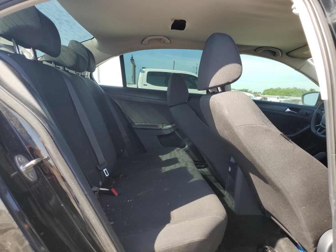 3VW167AJ5GM287052 2016 Volkswagen Jetta S