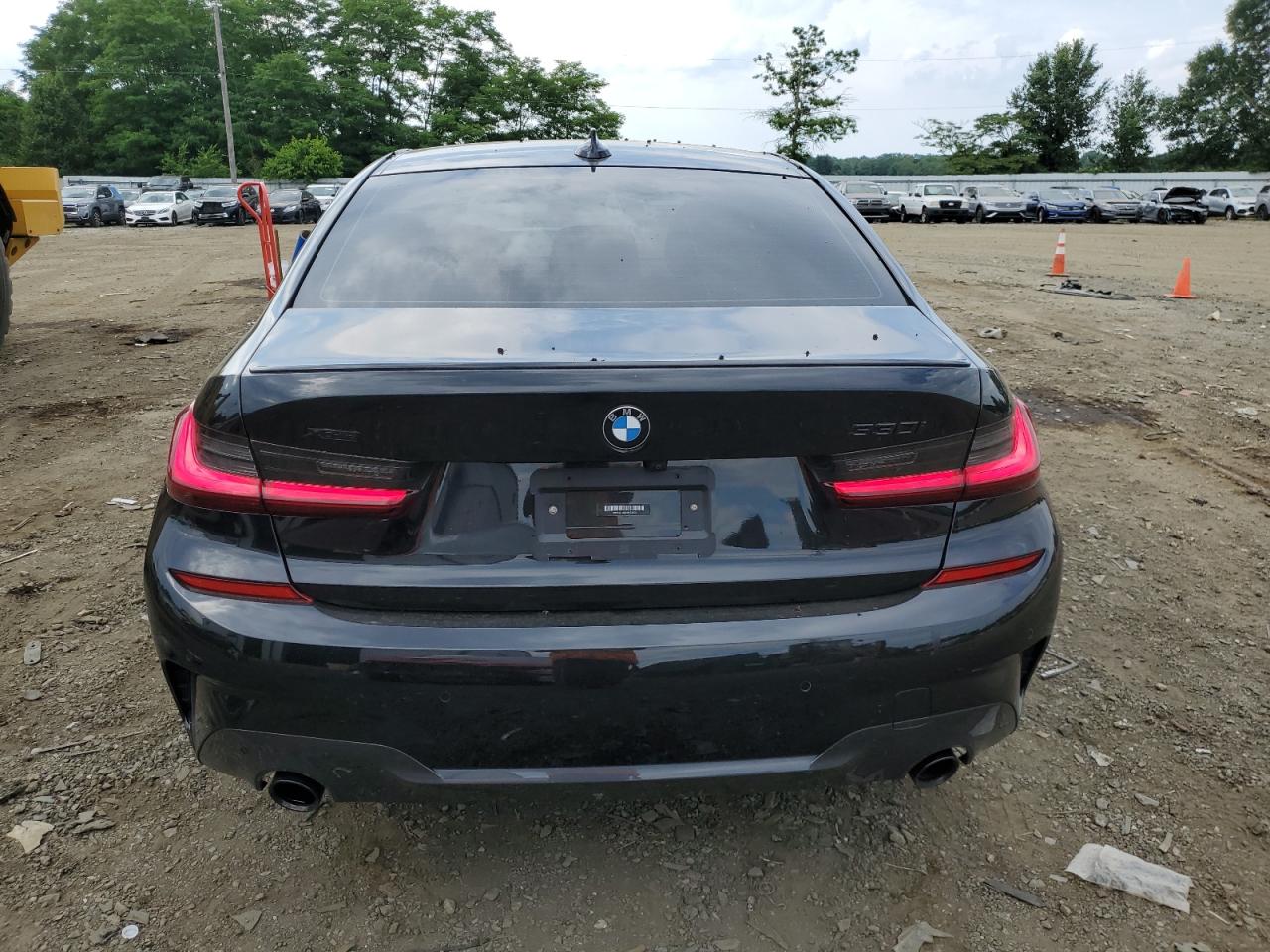 3MW5R7J07N8C23102 2022 BMW 330Xi