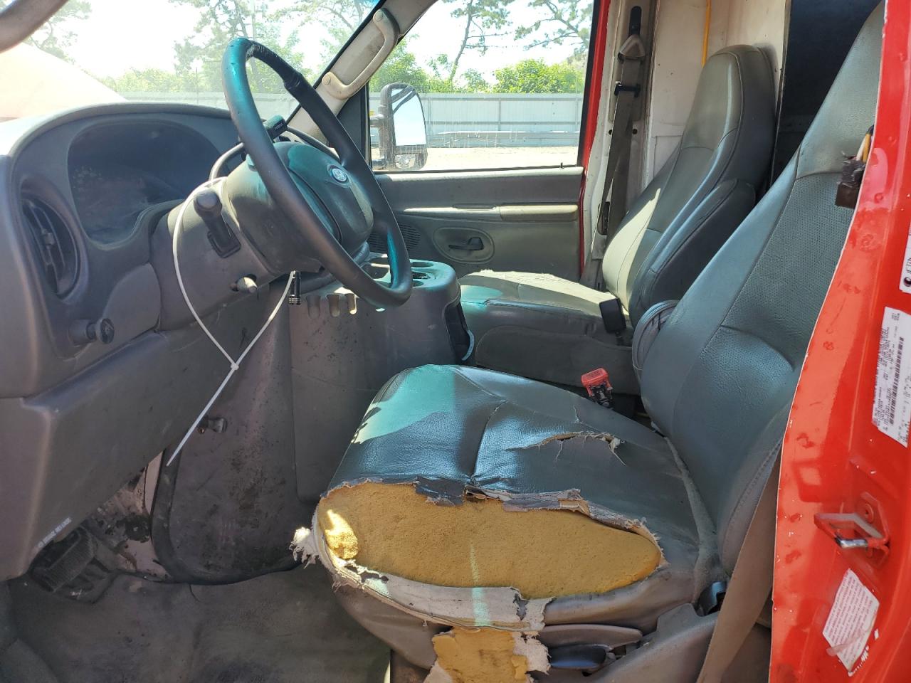 1FDXE45P14HB29073 2004 Ford Econoline E450 Super Duty Cutaway Van