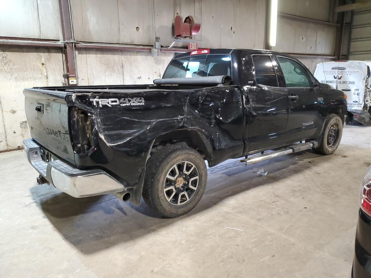 5TFUW5F13JX759408 2018 Toyota Tundra Double Cab Sr/Sr5