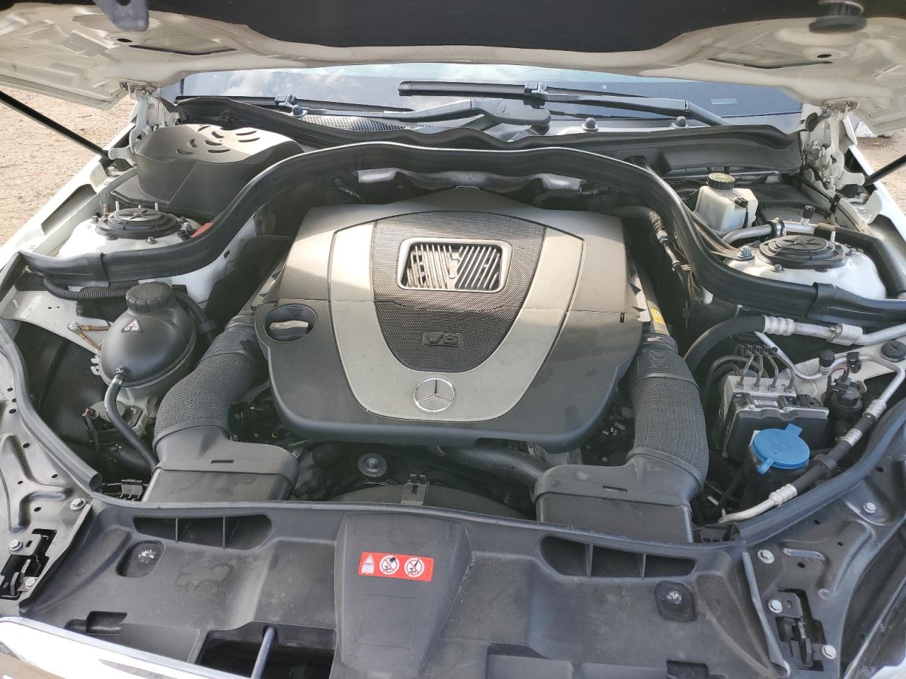 WDDHF8HB5AA106032 2010 Mercedes-Benz E 350 4Matic