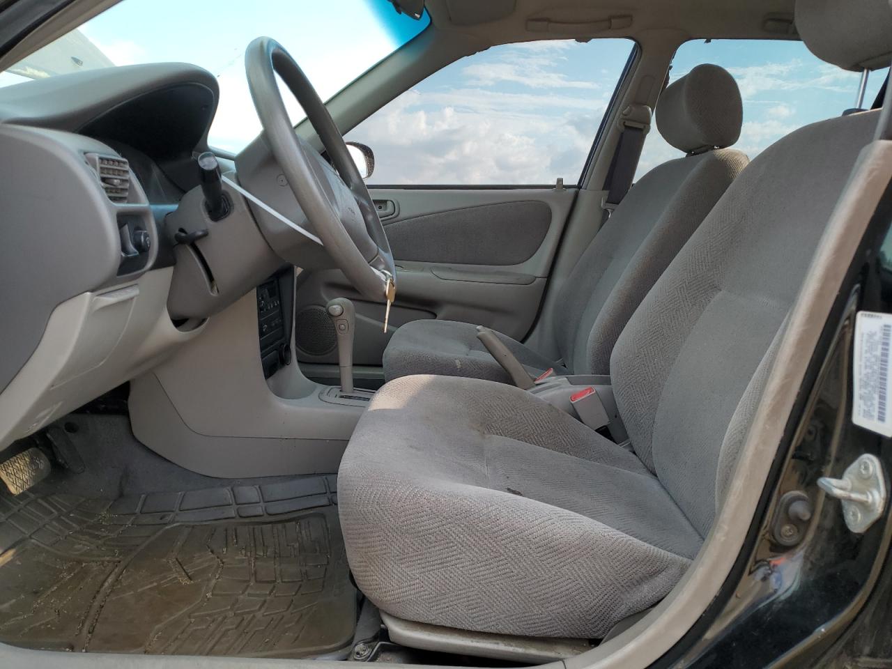 1Y1SK52822Z421392 2002 Chevrolet Geo Prizm Base