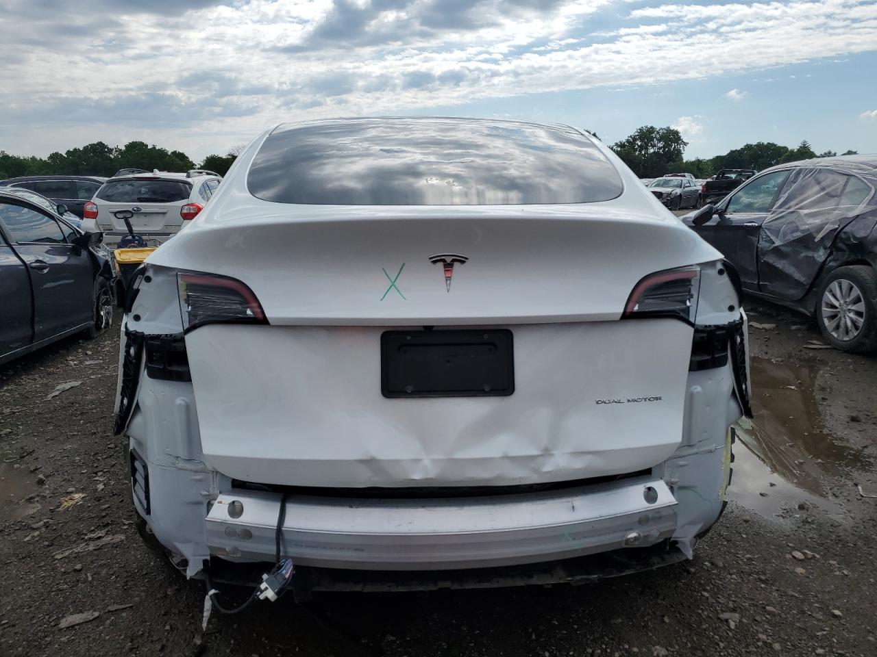 5YJYGDEE2MF246131 2021 Tesla Model Y