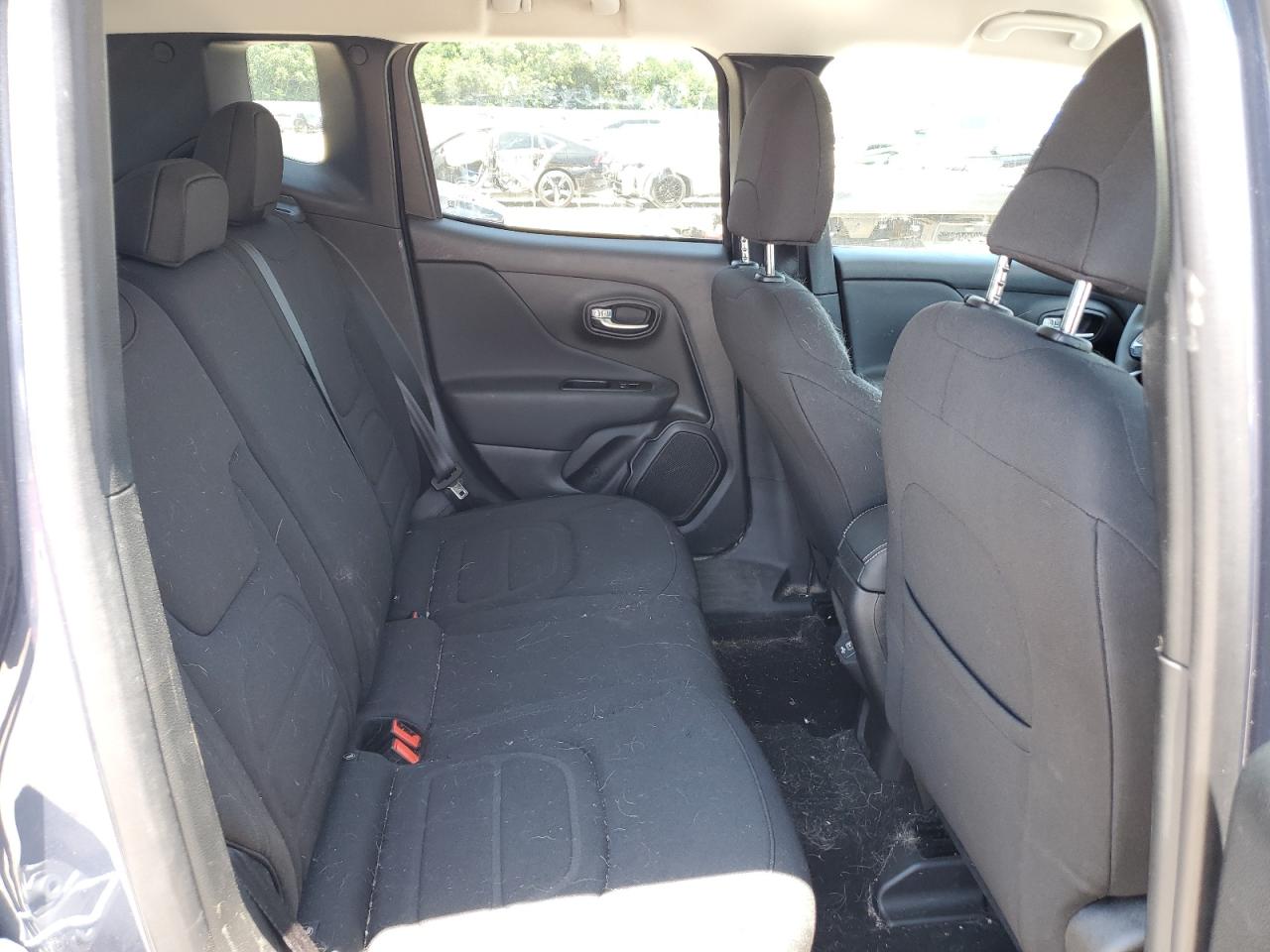 ZACNJDB11NPN53500 2022 Jeep Renegade Latitude