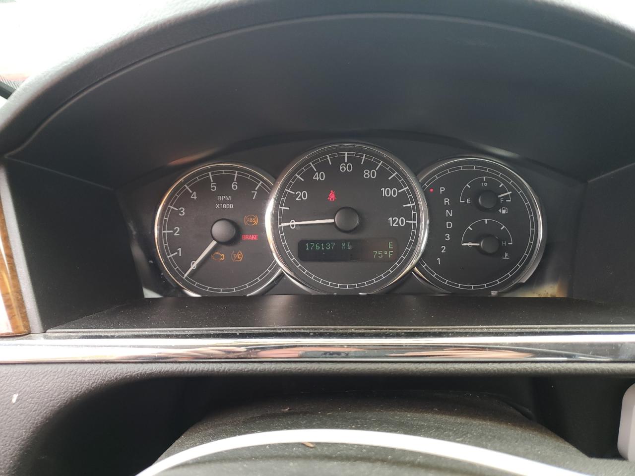 2G4WE567051225684 2005 Buick Lacrosse Cxs