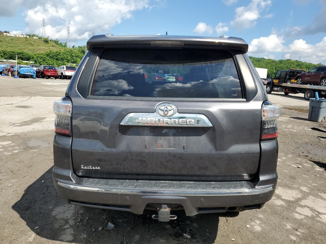 JTEBU5JR9J5608994 2018 Toyota 4Runner Sr5/Sr5 Premium