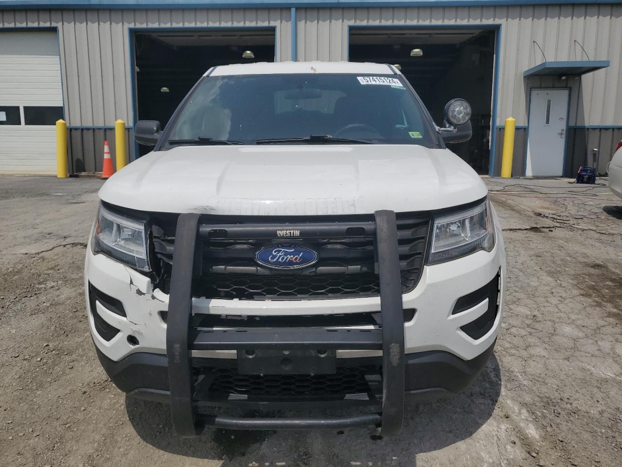 1FM5K8AR1HGE00840 2017 Ford Explorer Police Interceptor