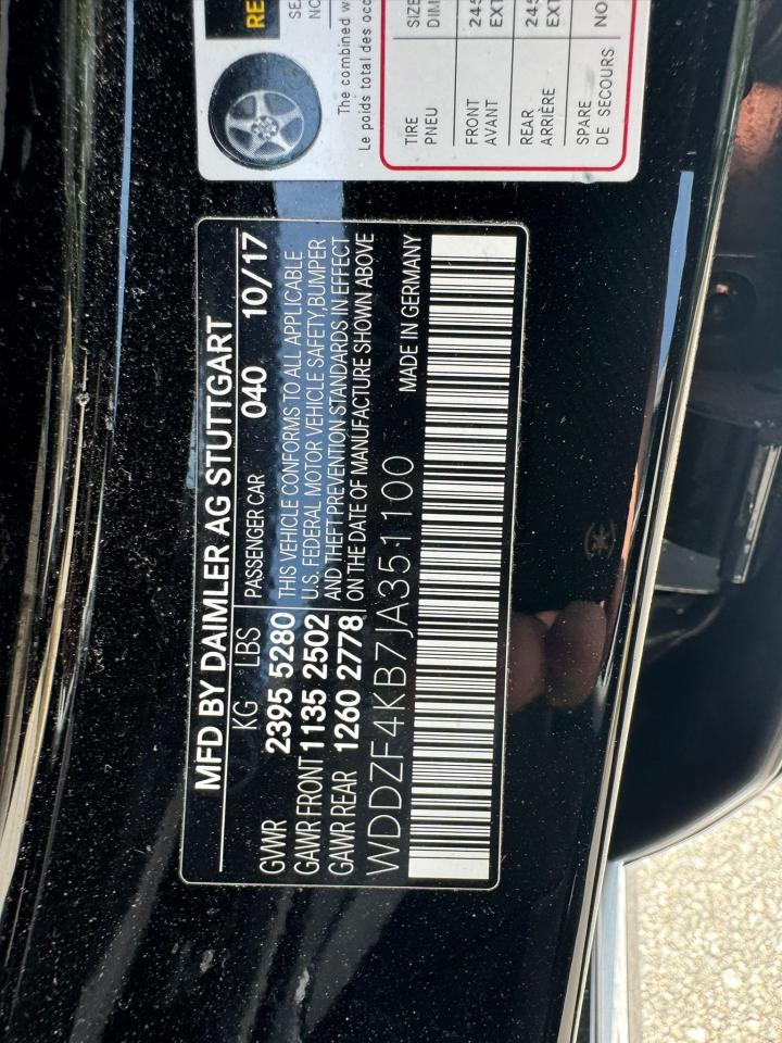 2018 Mercedes-Benz E 300 4Matic vin: WDDZF4KB7JA351100