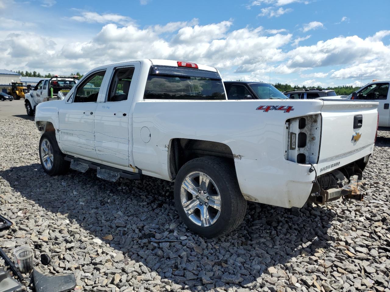 1GCVKPEC3HZ118885 2017 Chevrolet Silverado K1500 Custom