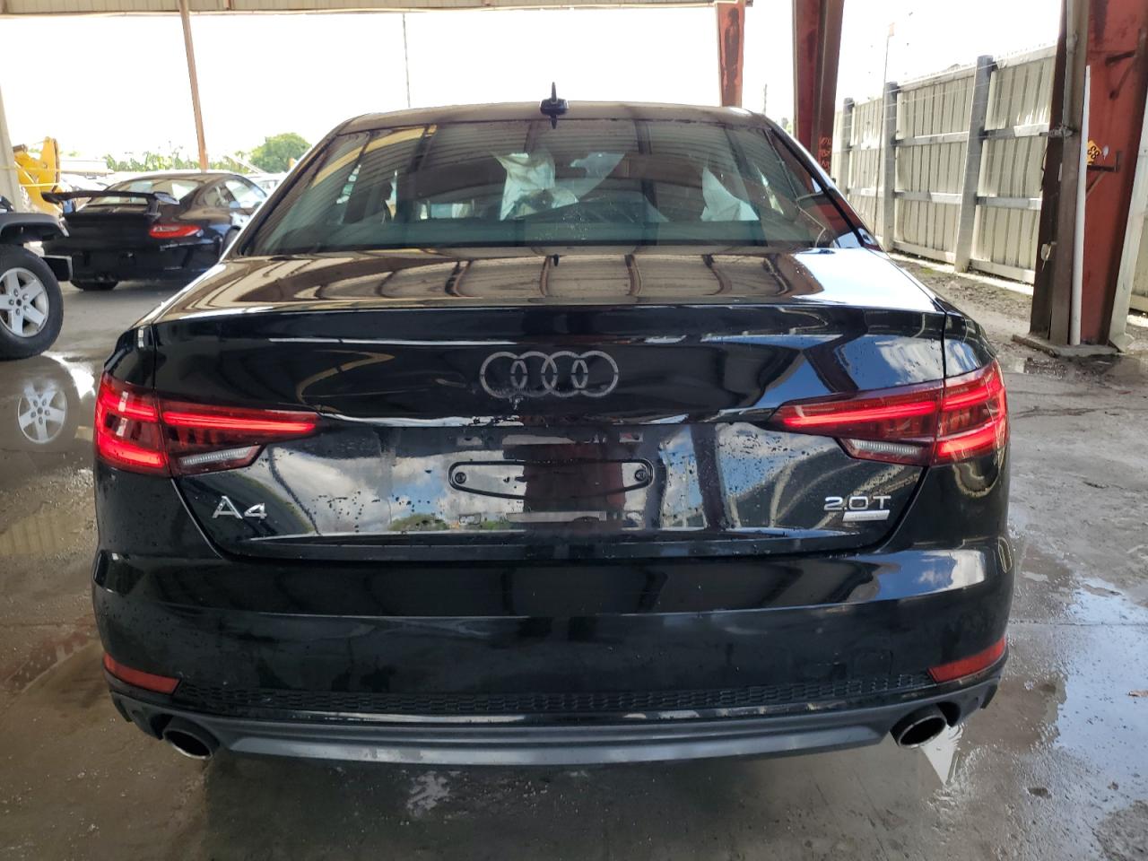 WAUKMAF48JA233565 2018 Audi A4 Premium