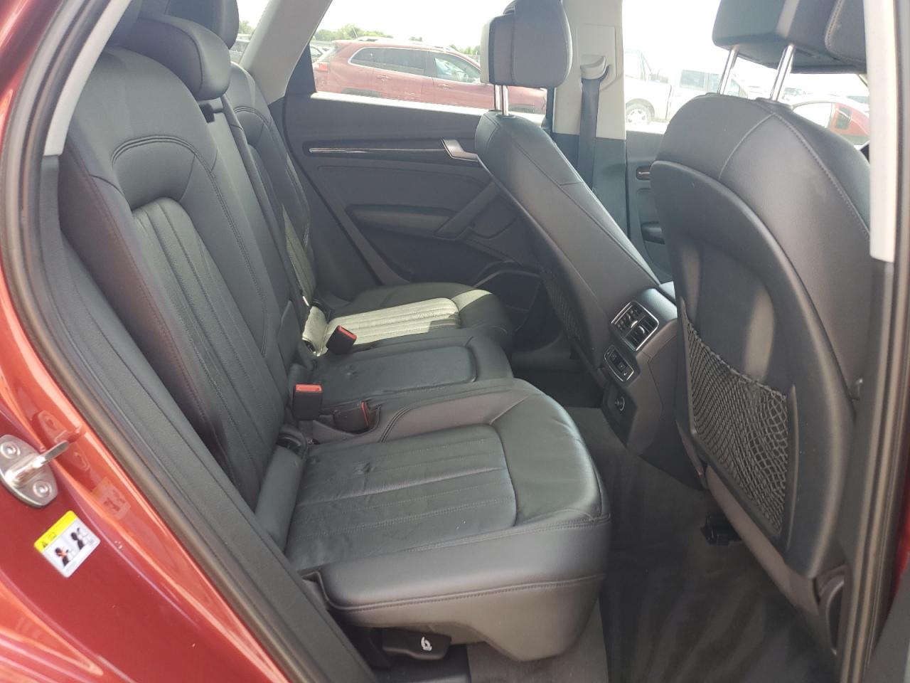 WA1BNAFY5J2044573 2018 Audi Q5 Premium Plus