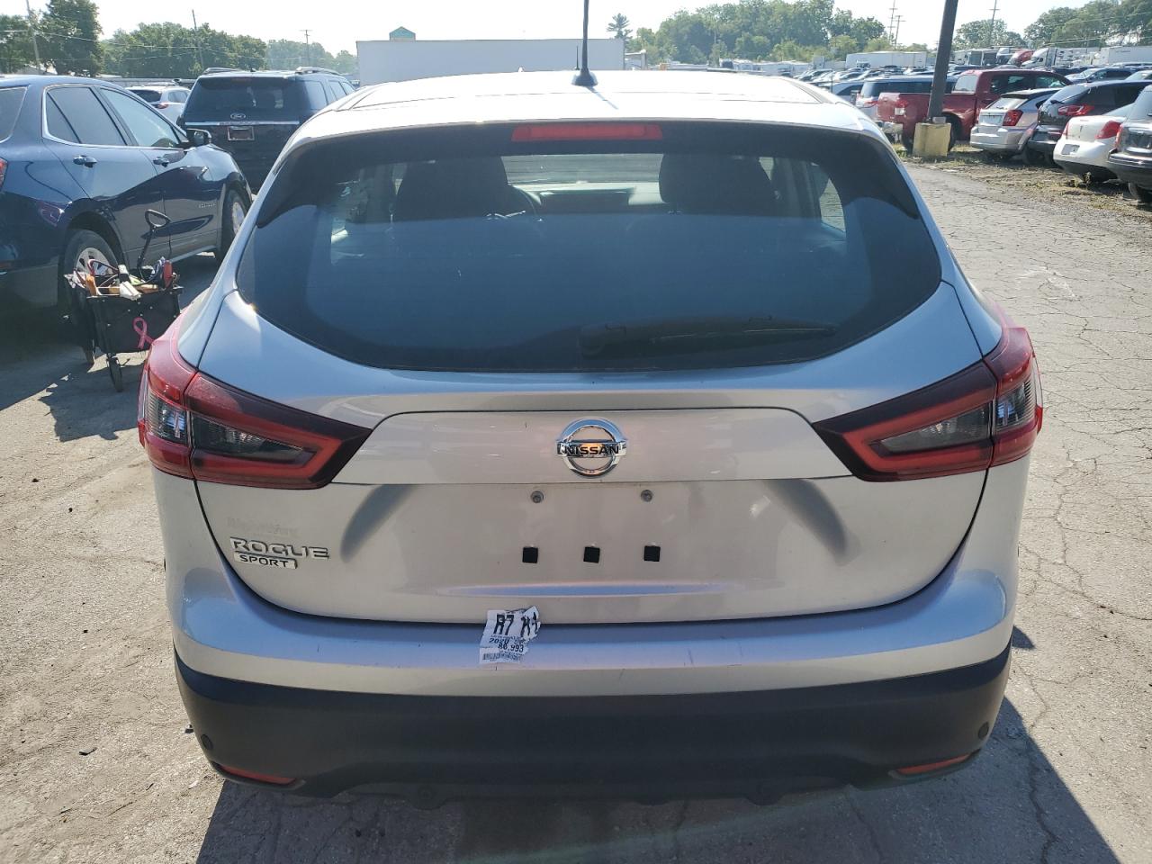 2020 Nissan Rogue Sport S vin: JN1BJ1CV3LW260500