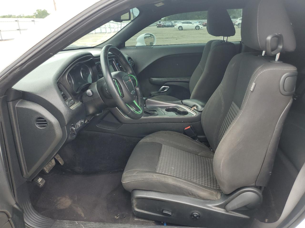 2C3CDZAG3JH294884 2018 Dodge Challenger Sxt